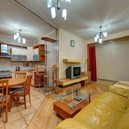 Apartments On Shota Rustaveli Kiev Dış mekan fotoğraf