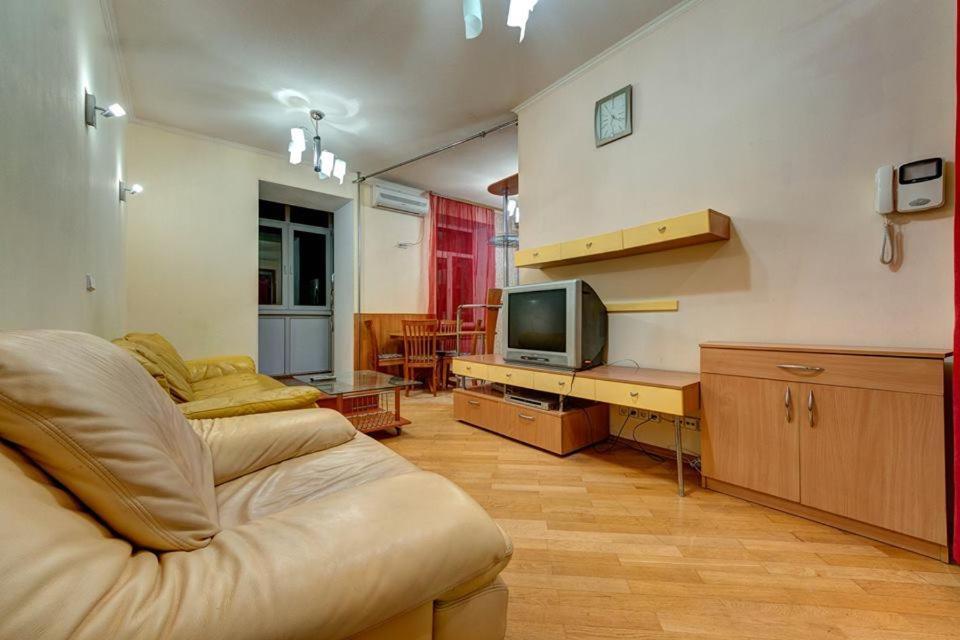 Apartments On Shota Rustaveli Kiev Dış mekan fotoğraf